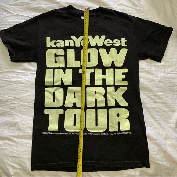 Kanye West 2007 GLOW IN THE DARK Tour Band T Shirt - Picture 3 of 7